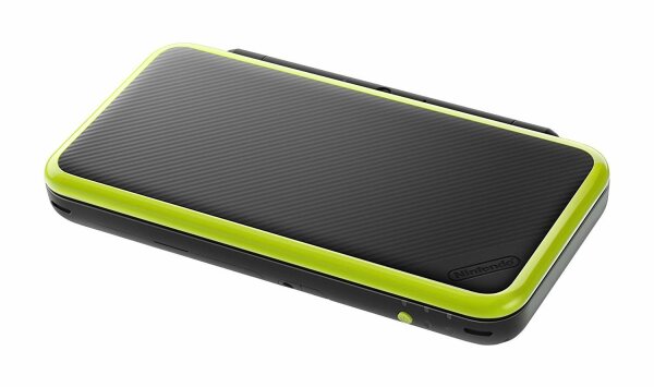 New Nintendo 2DS XL Black + Lime Green, Mario Kart 7 Bundle